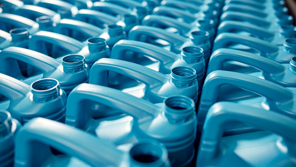 ROWE - Raise the limit: Motor oils and lubricants for all possible ...
