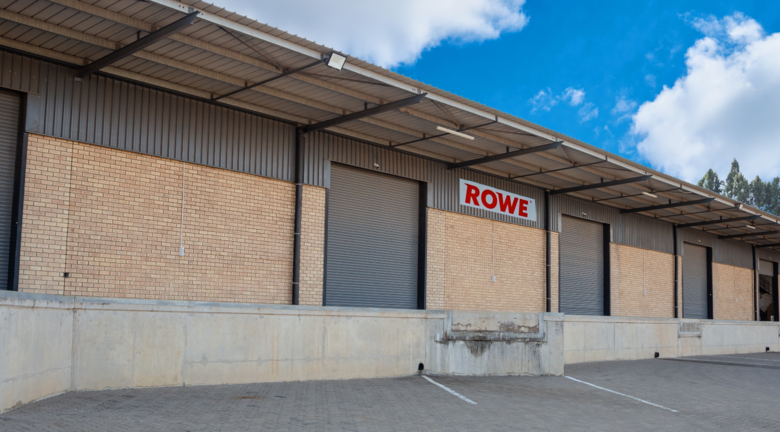 About ROWE - We offer motor oil, engine oils and other lubricants | ROWE